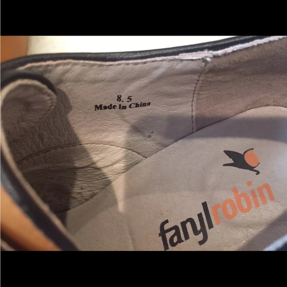 Faryl Robin Cognac and Burgundy Velvet Bow Heeled Ankle Booties Size 8.5 - Picture 6 of 7